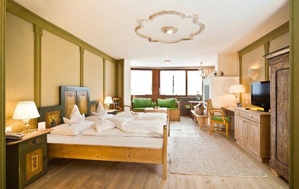 Dolomiten Wellness Residenz Mirabell