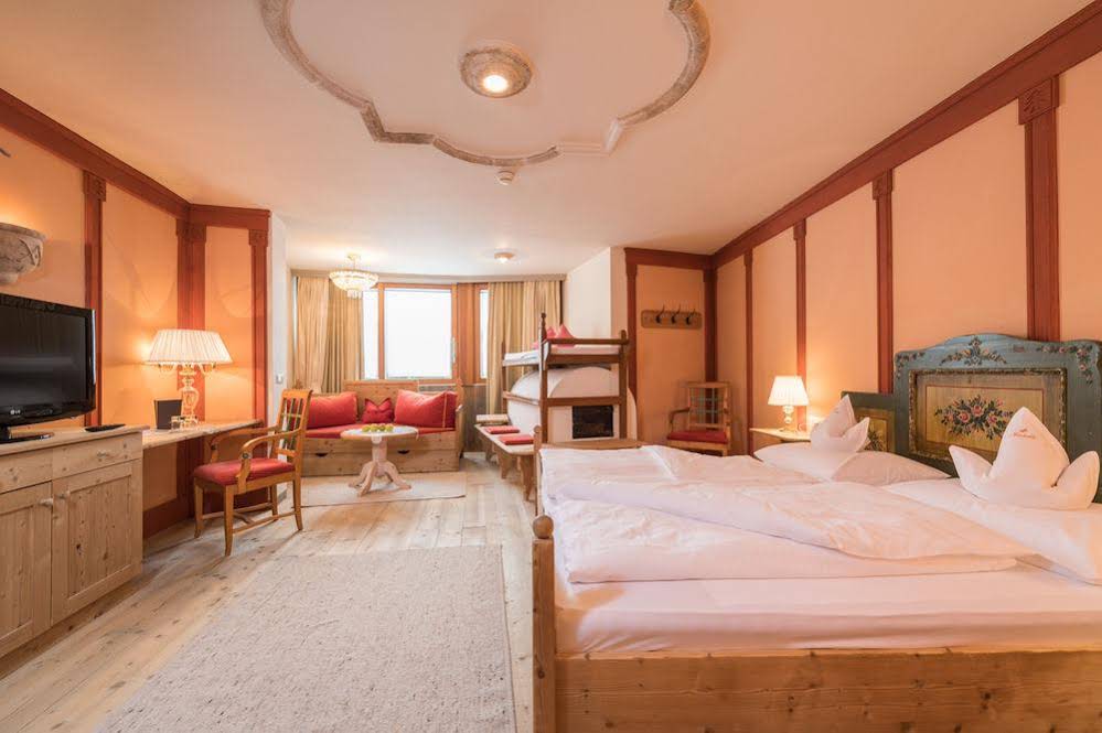 Dolomiten Wellness Residenz Mirabell