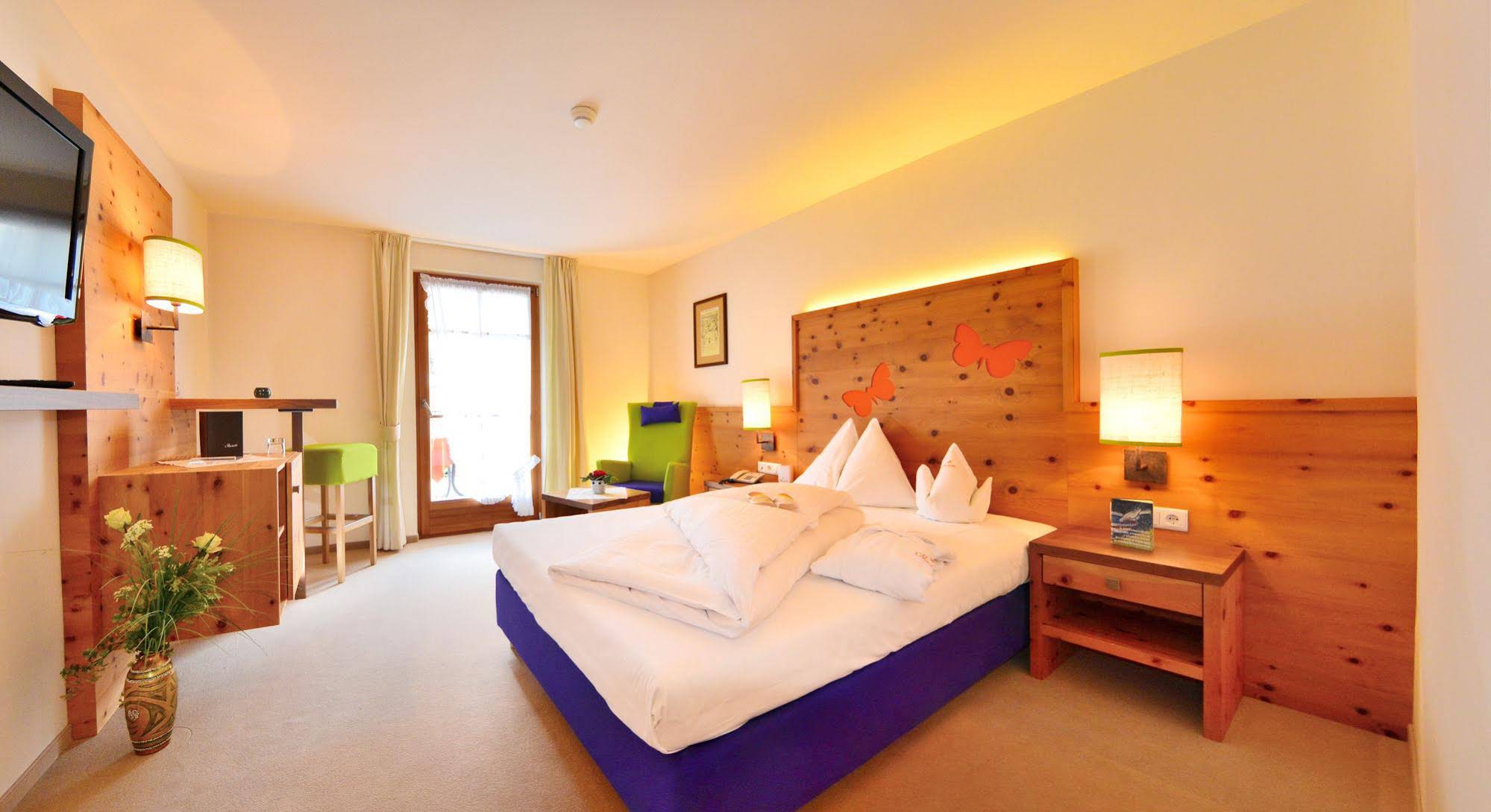 Dolomiten Wellness Residenz Mirabell