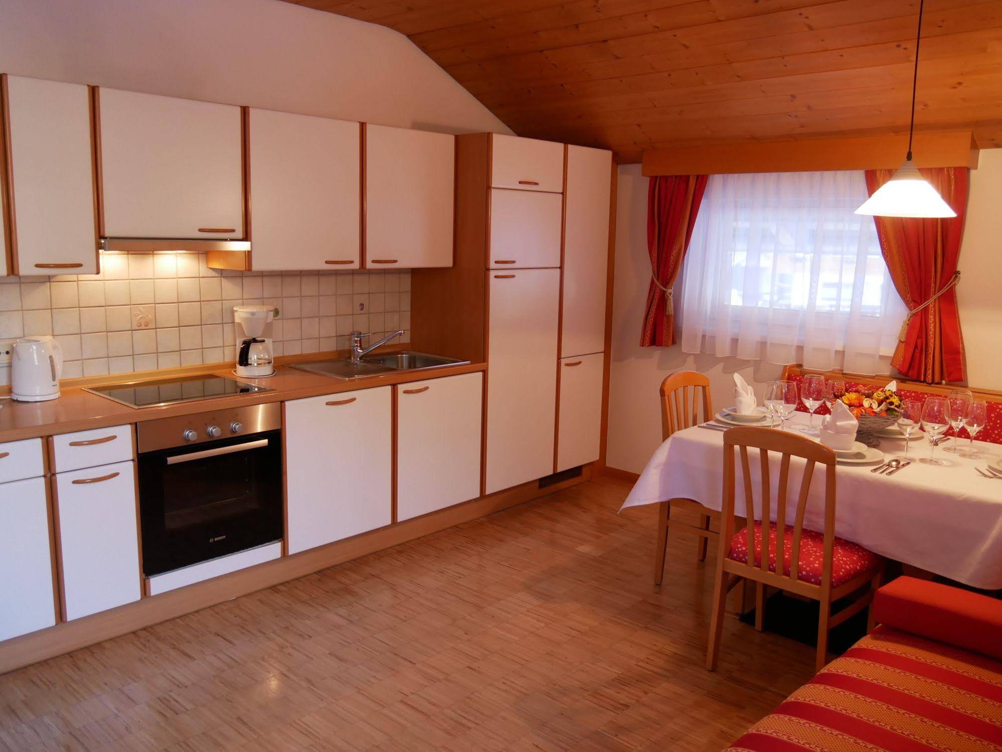 Apartment Hotel Elvis