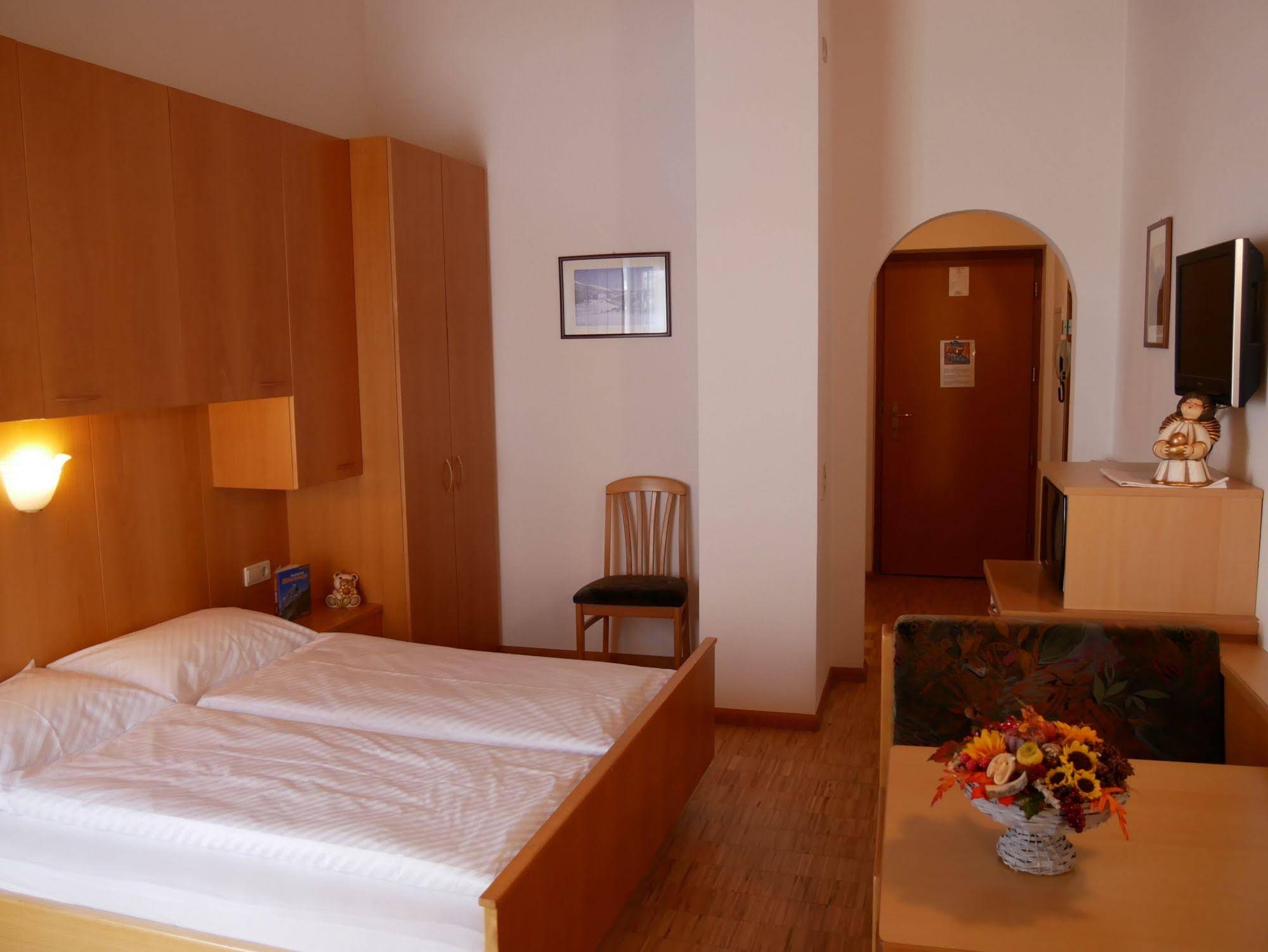 Apartment Hotel Elvis