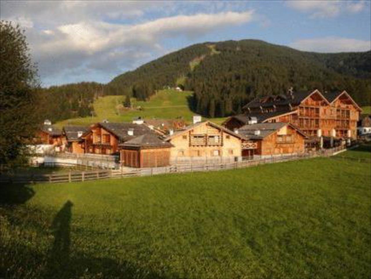 Post Alpina - Family Mountain Chalets