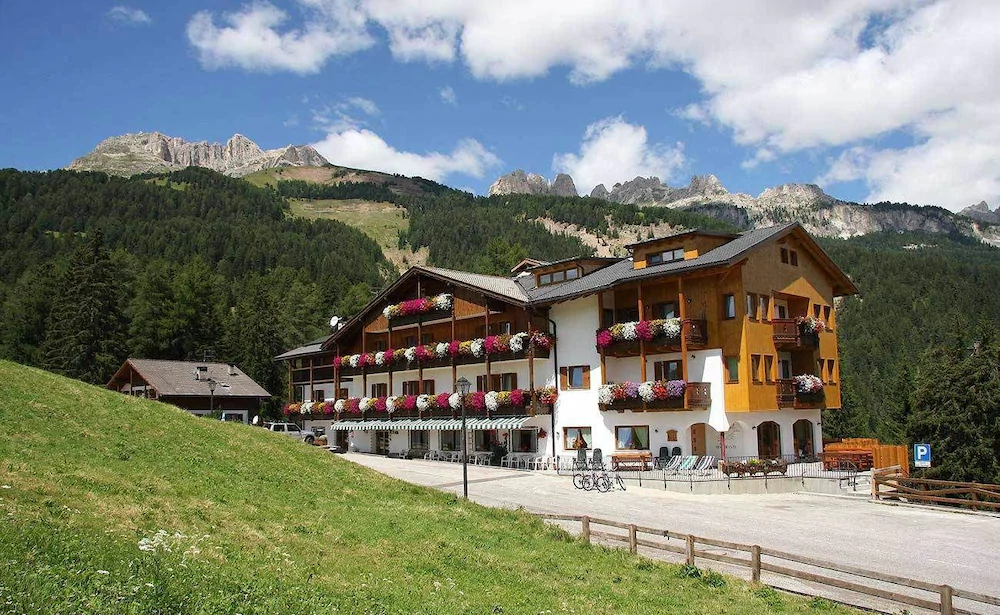 Hotel Gran Mugon