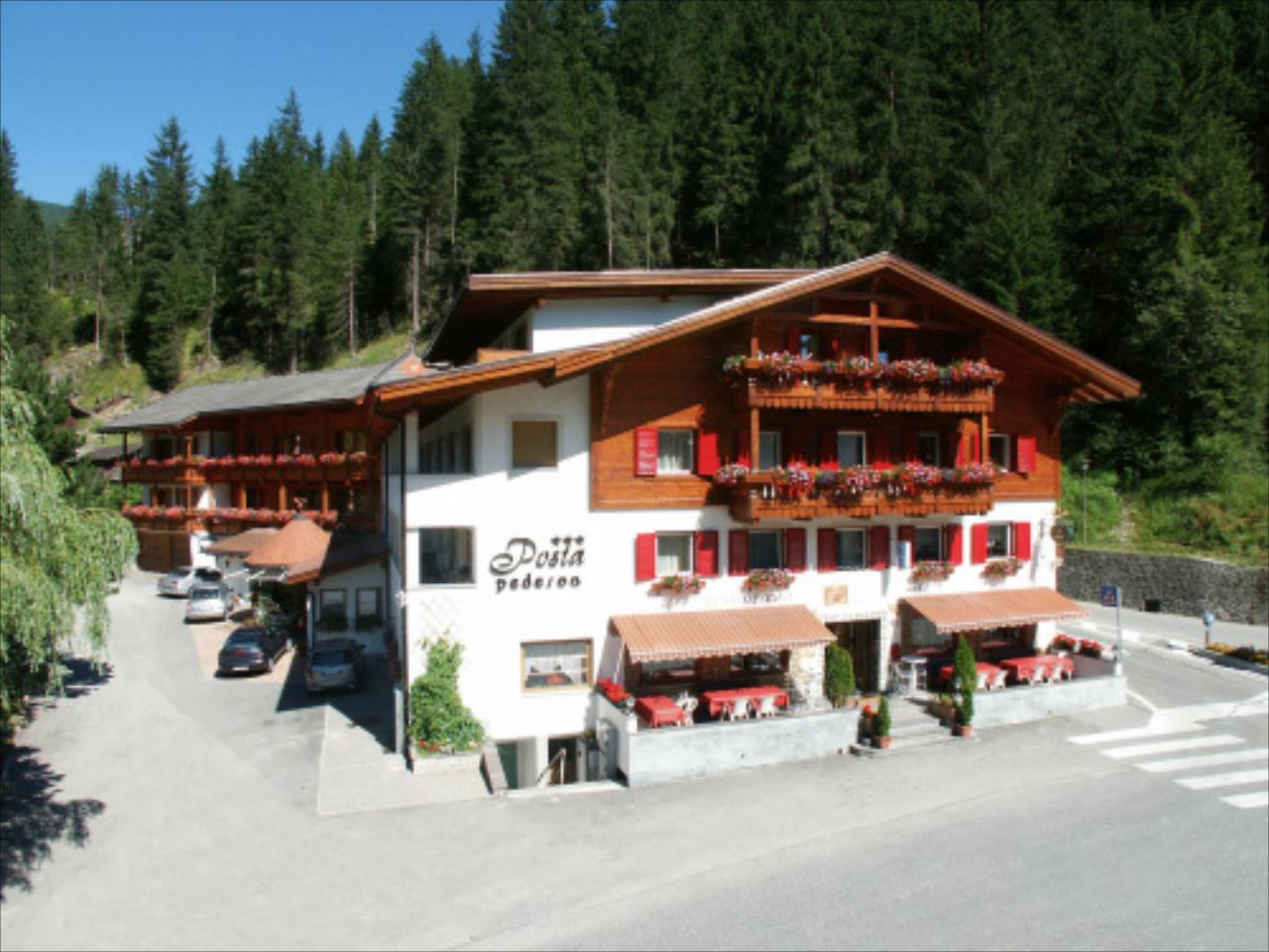 Hotel Posta Pederoa