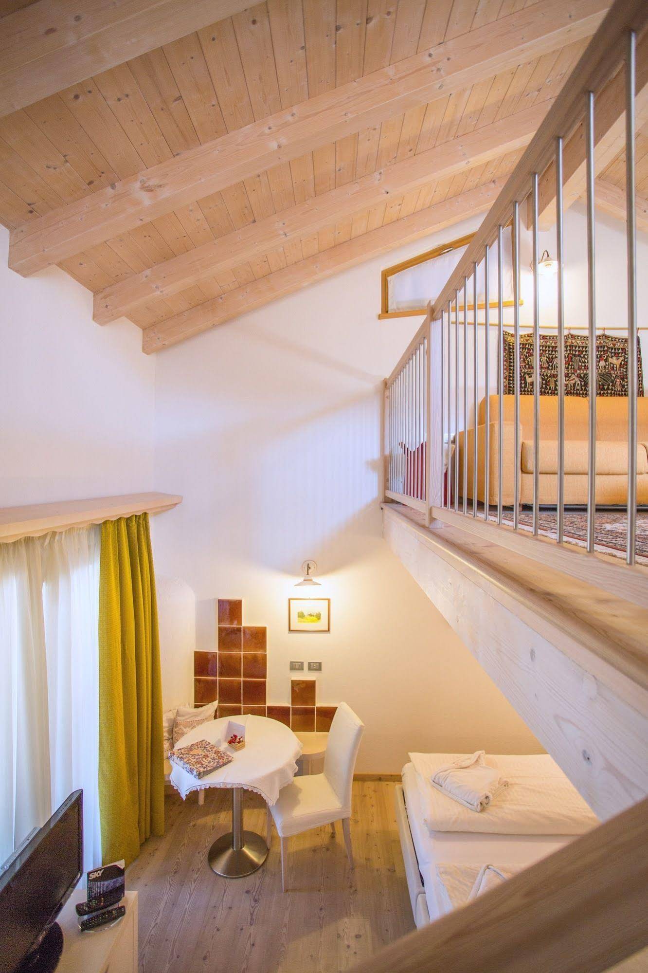 Castelir Suite