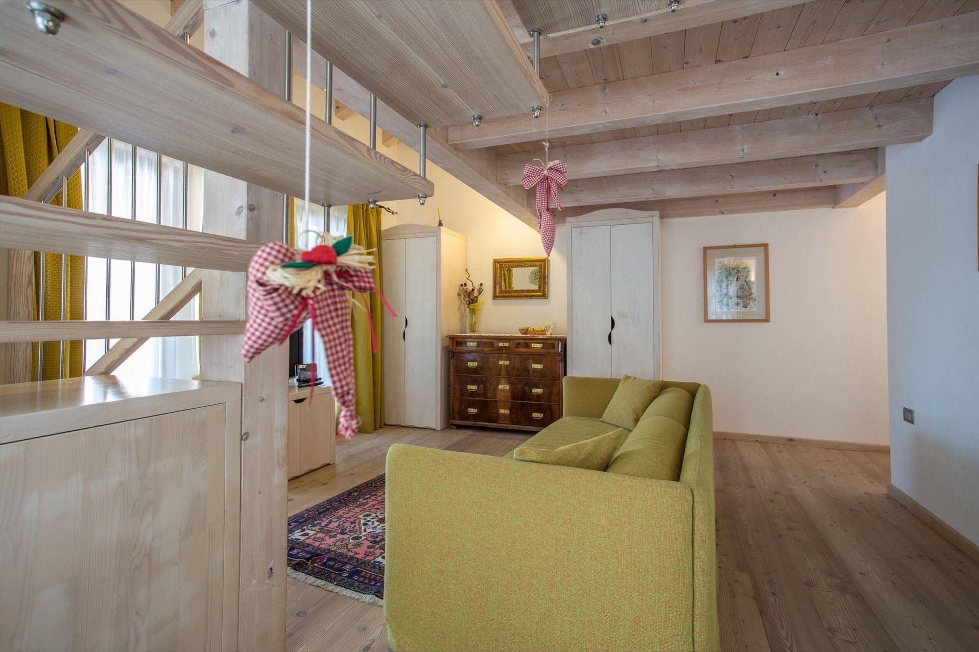 Castelir Suite