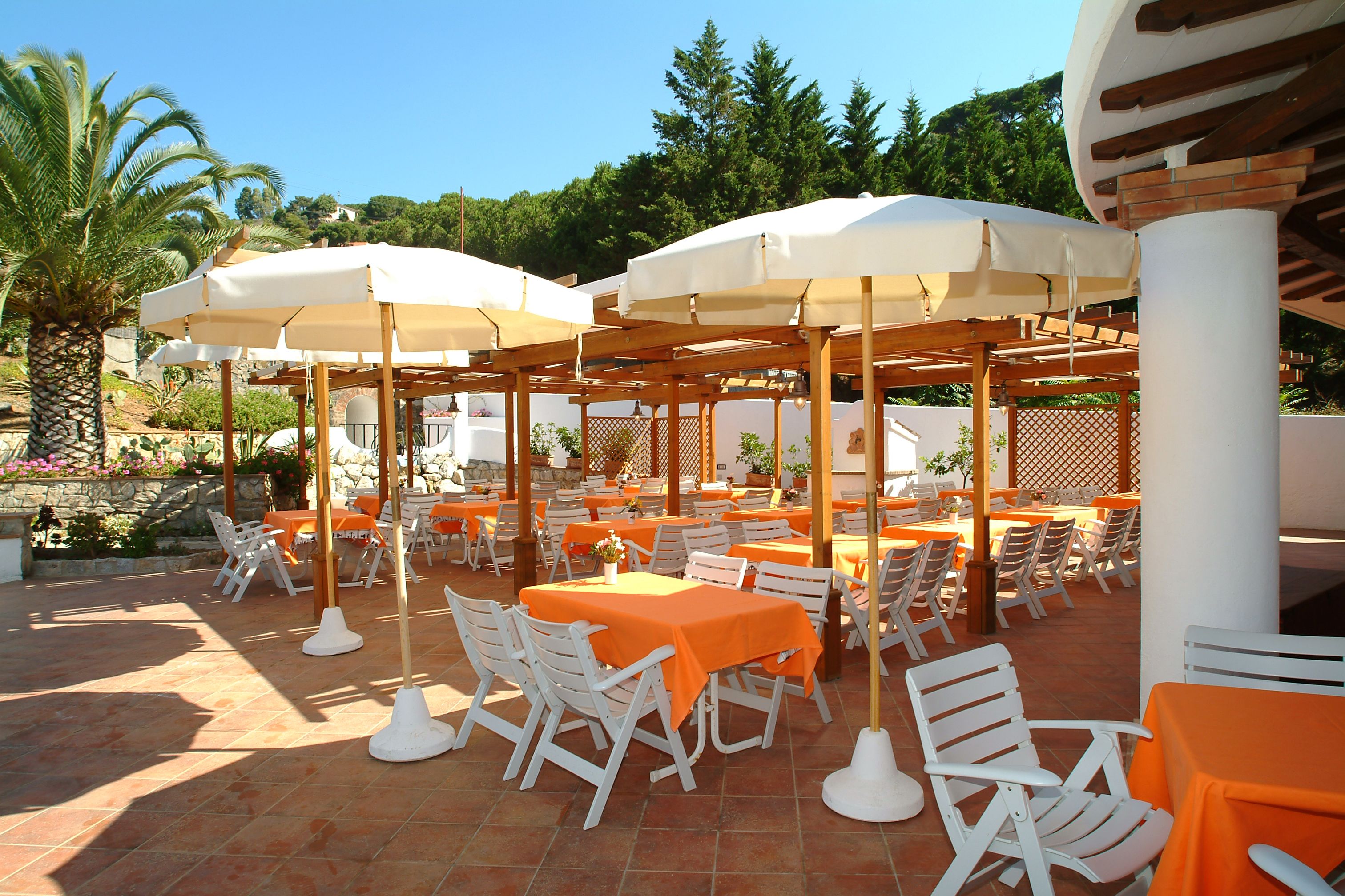 Cala di Mola Hotel