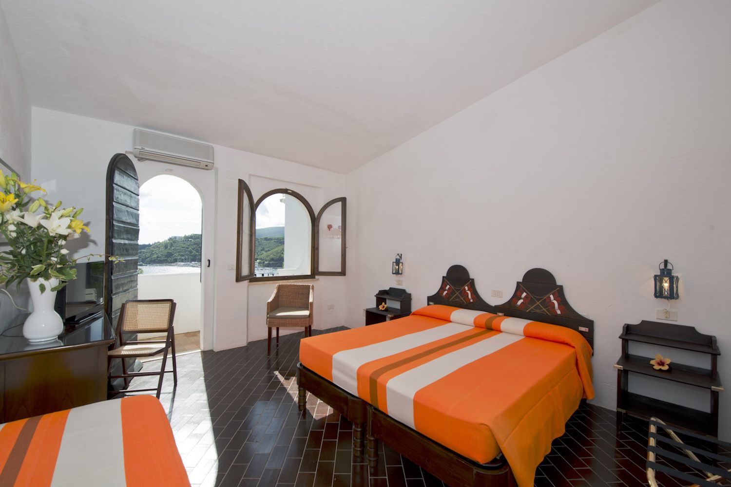 Cala di Mola Hotel
