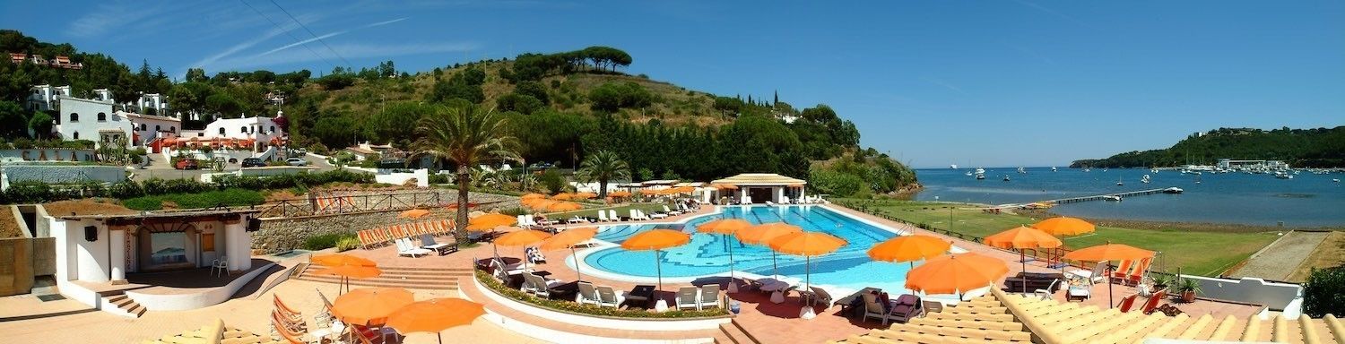 Cala di Mola Hotel