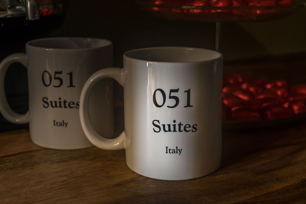 051 Suites