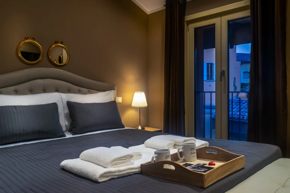 051 Suites