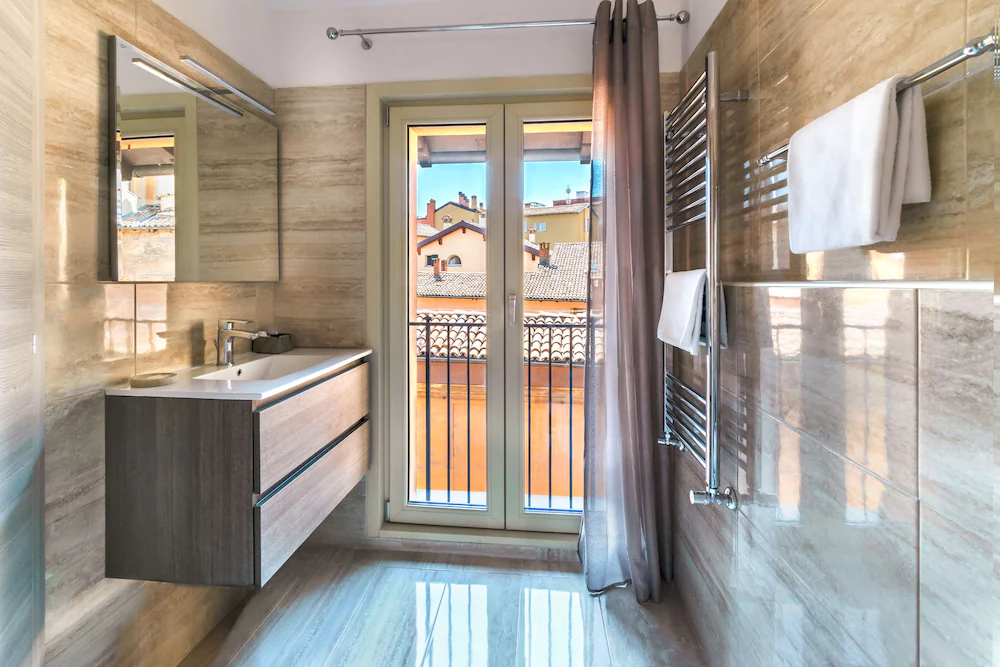 051 Suites
