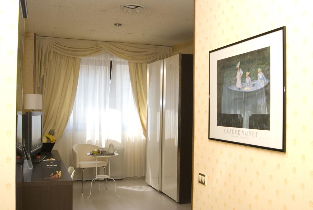 iH Hotels Bologna Amadeus