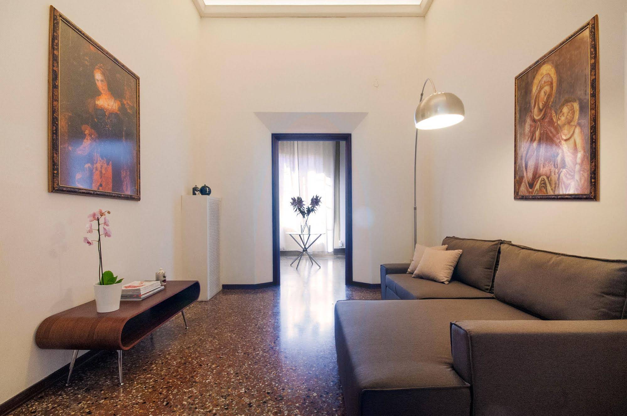 B&B Farini 26