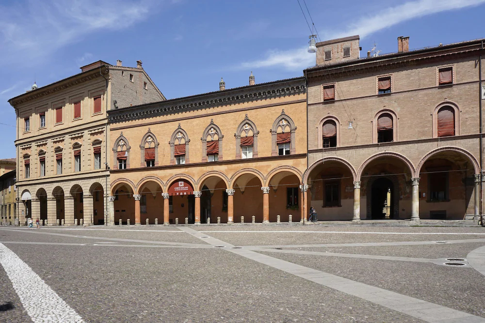 Casa Isolani