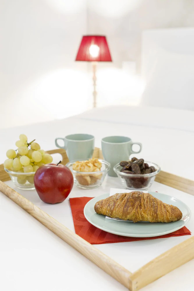 GetTheKey San Vitale Apartment