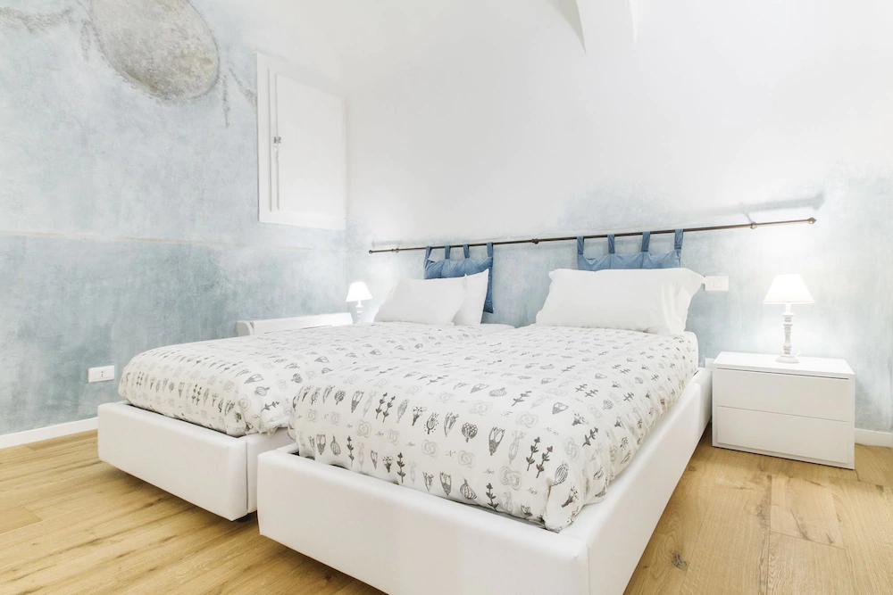 GetTheKey San Vitale Apartment