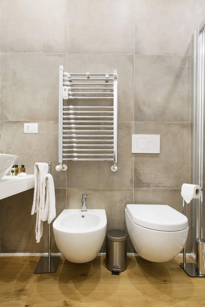 GetTheKey San Vitale Apartment