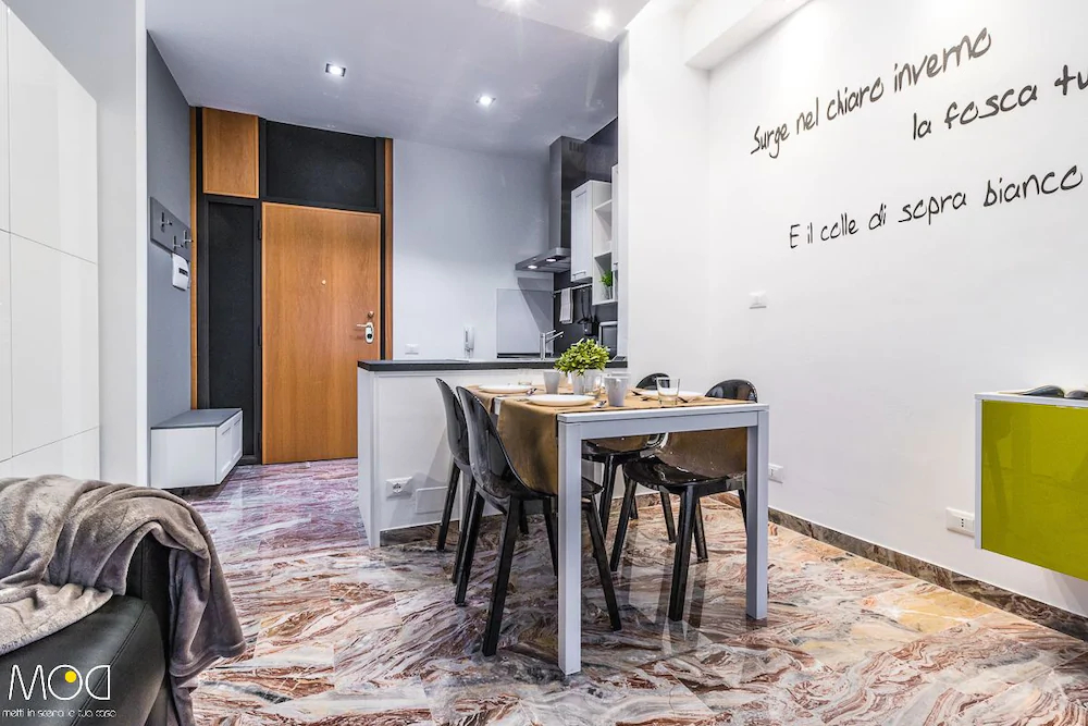 Ugo Bassi Apartments