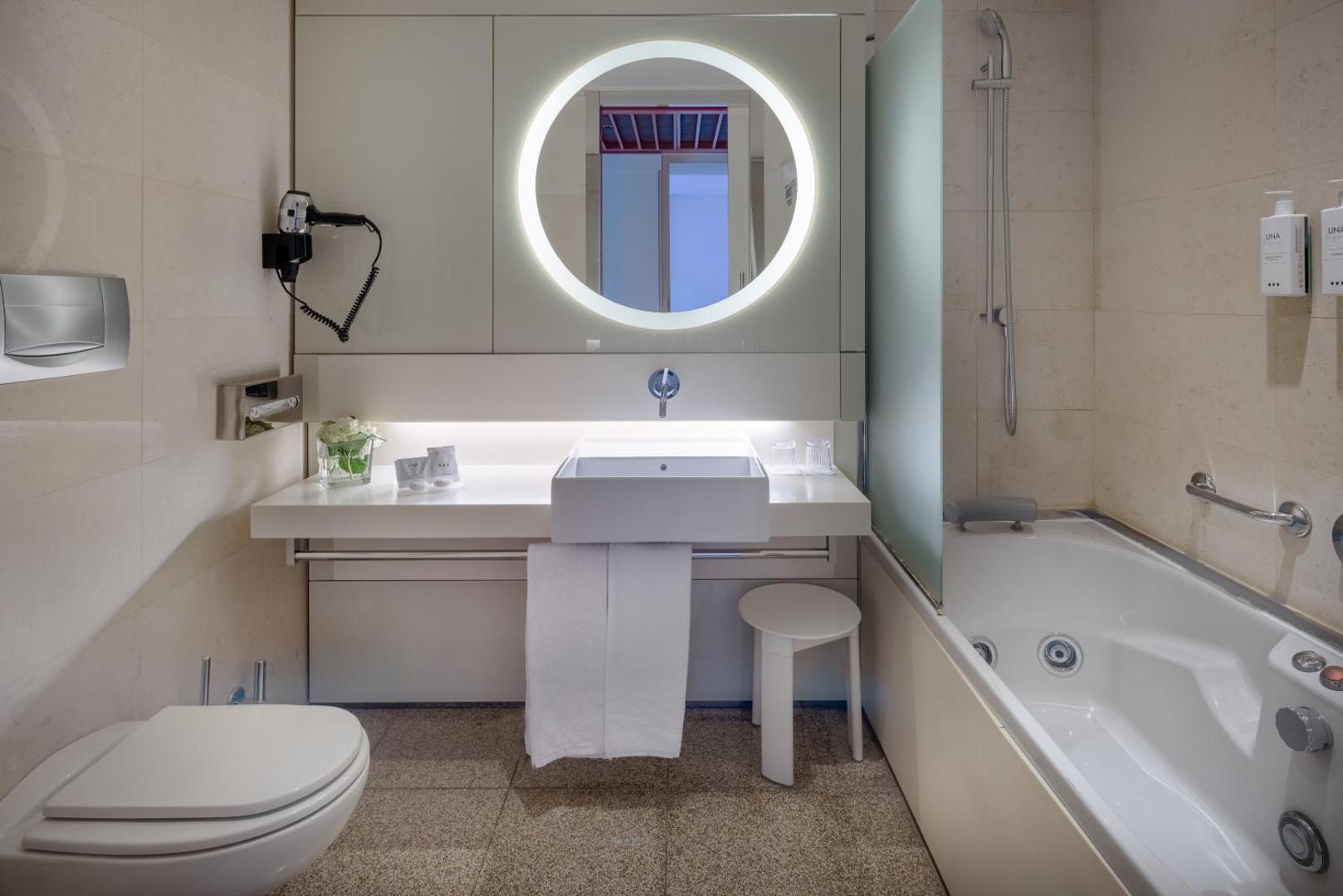UNAHOTELS Bologna Centro
