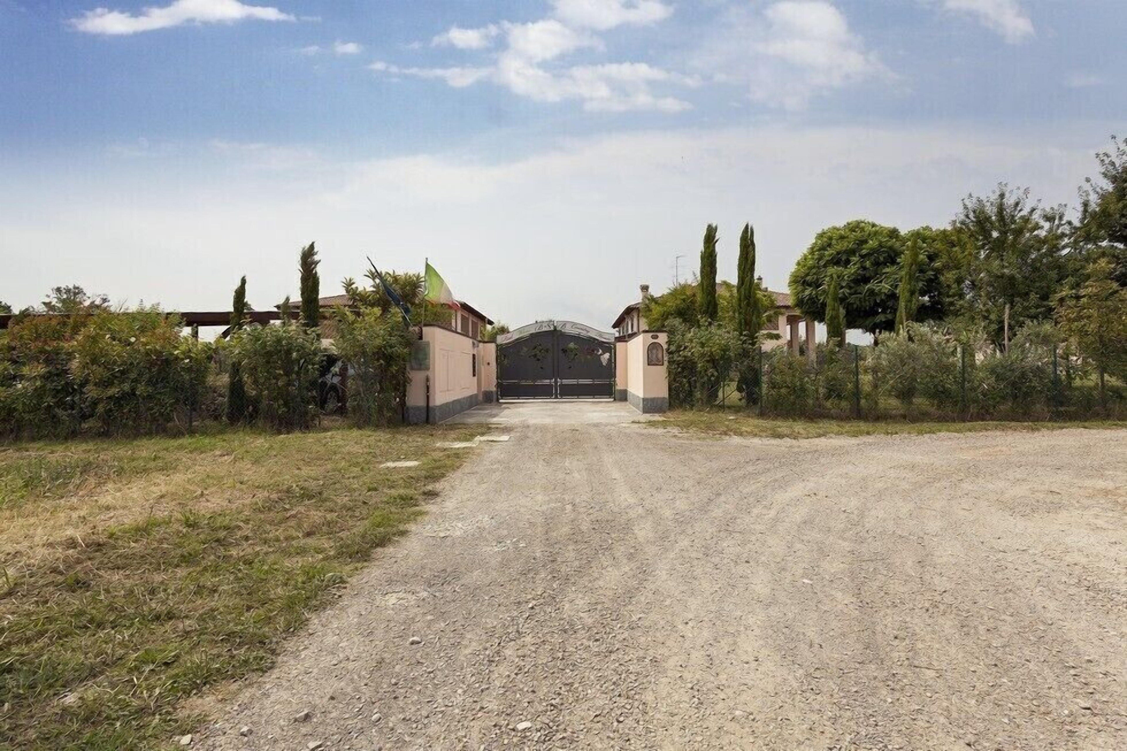 Bed & Breakfast Red Wine Country House