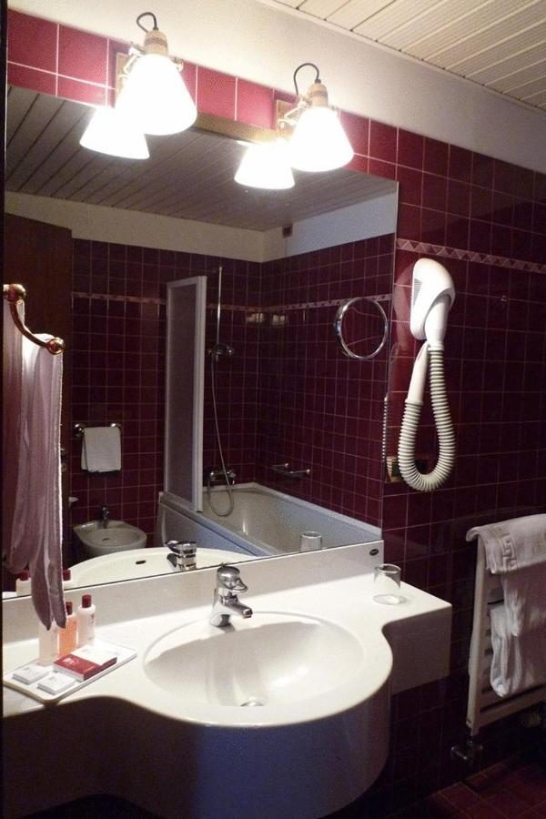 Astra Hotel