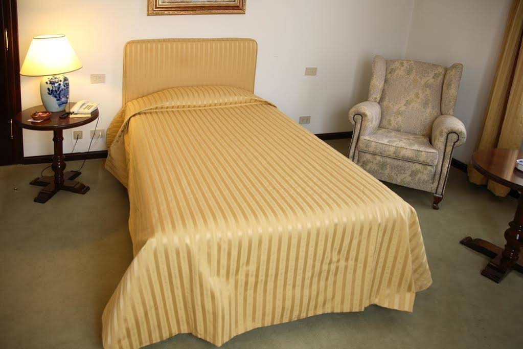 Hotel Ristorante Villa Montanarini
