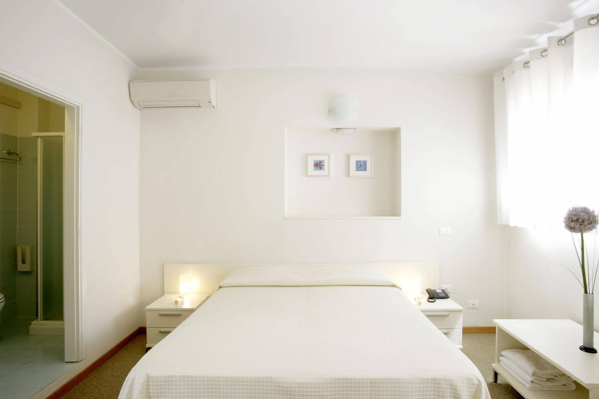 Hotel Cervetta 5