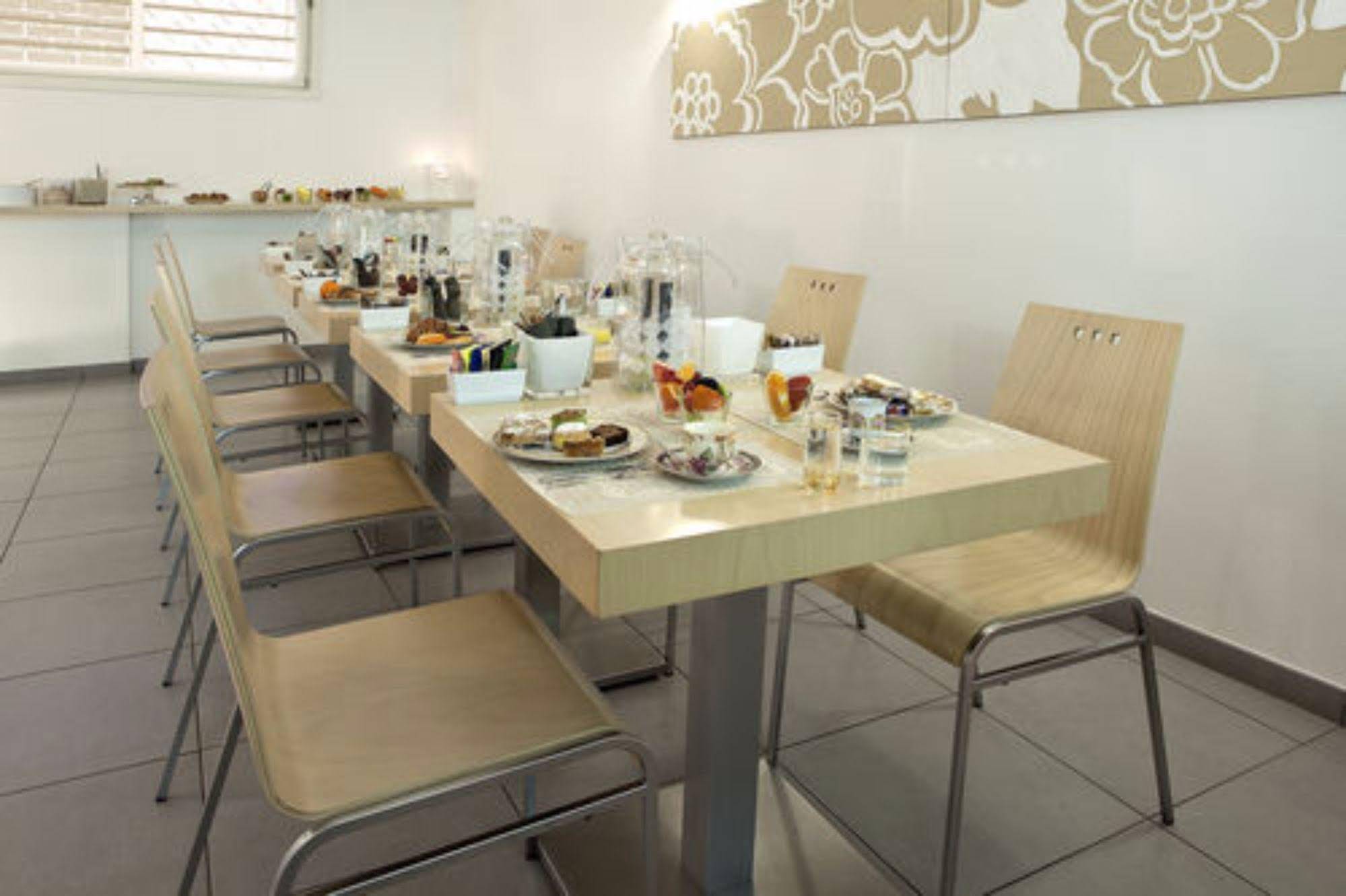Hotel Cervetta 5