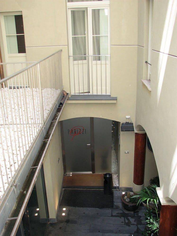 Parizzi Suites & Studio