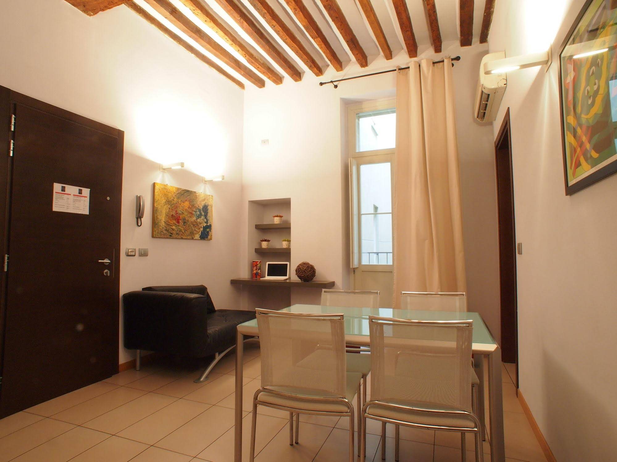 Parizzi Suites & Studio