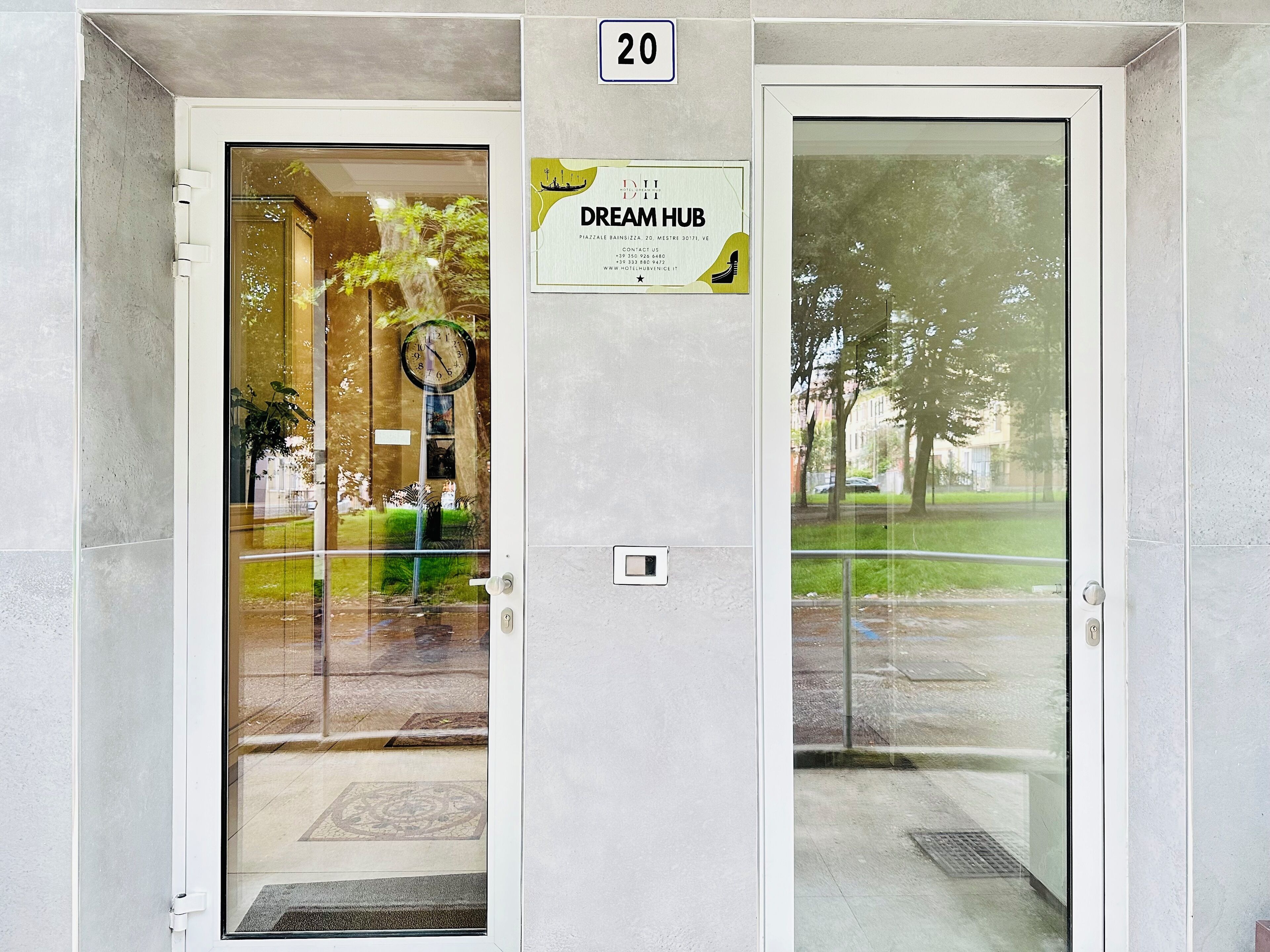 Hotel Dream Hub