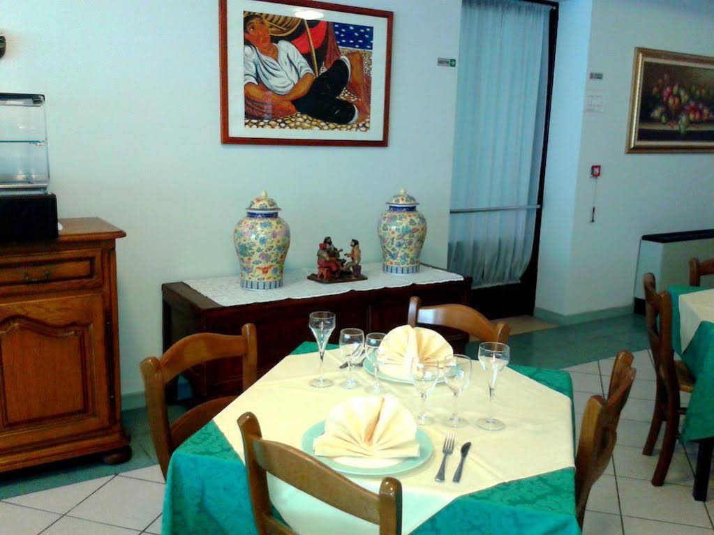 Hotel Roma
