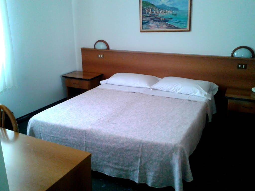 Hotel Roma