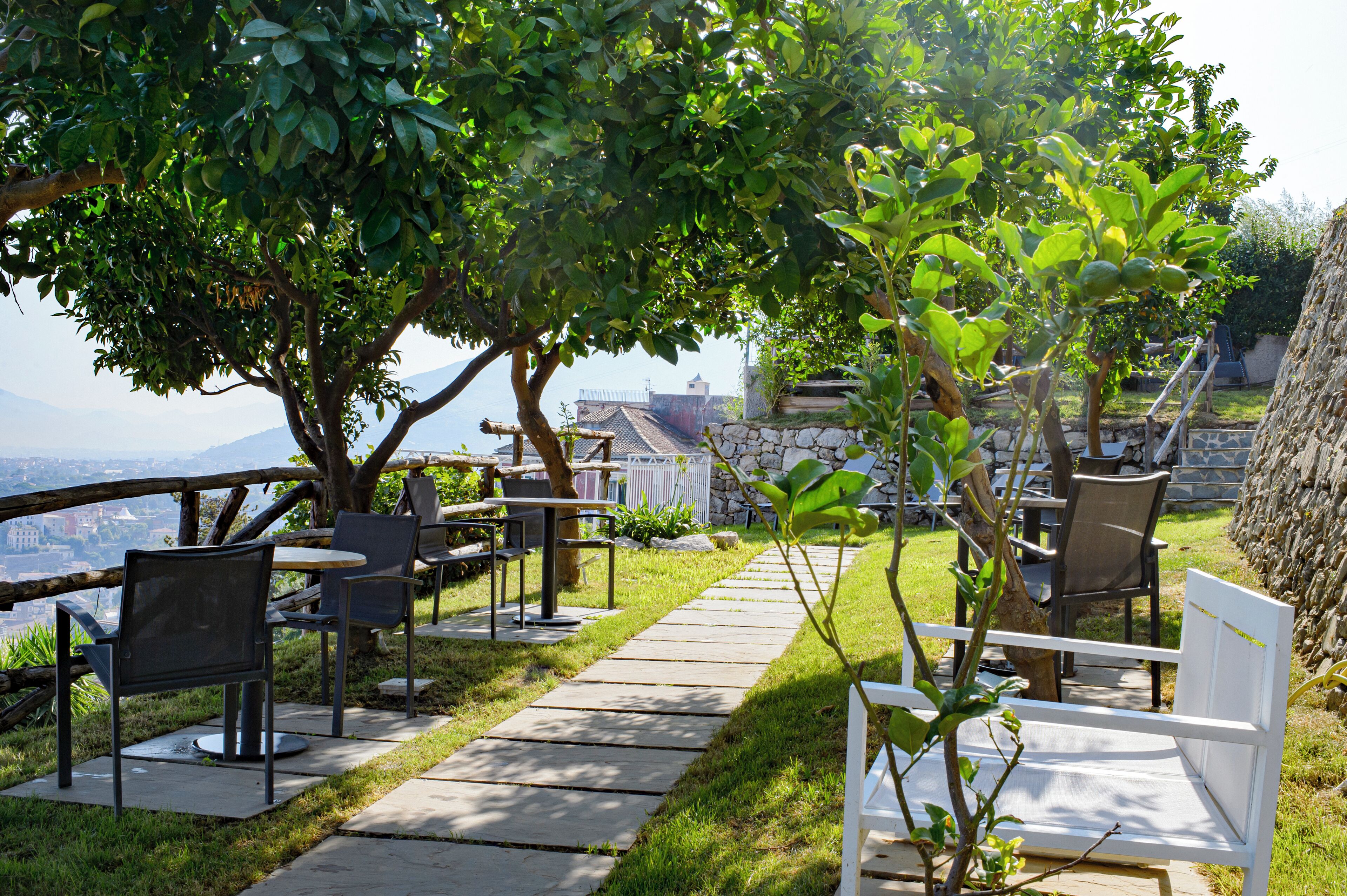 Relais Manfredi Hotel & Restauranat