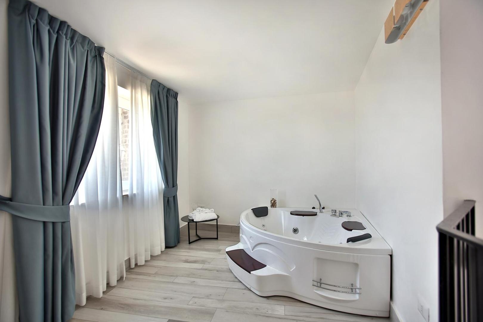 Relais Manfredi Hotel & Restauranat