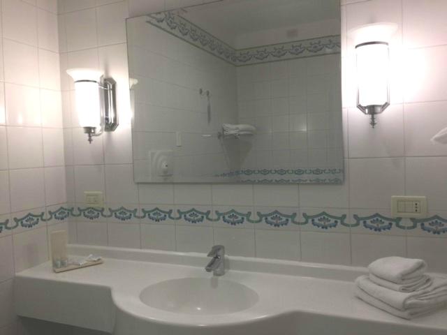 Golden Tulip Marina di Castello Resort