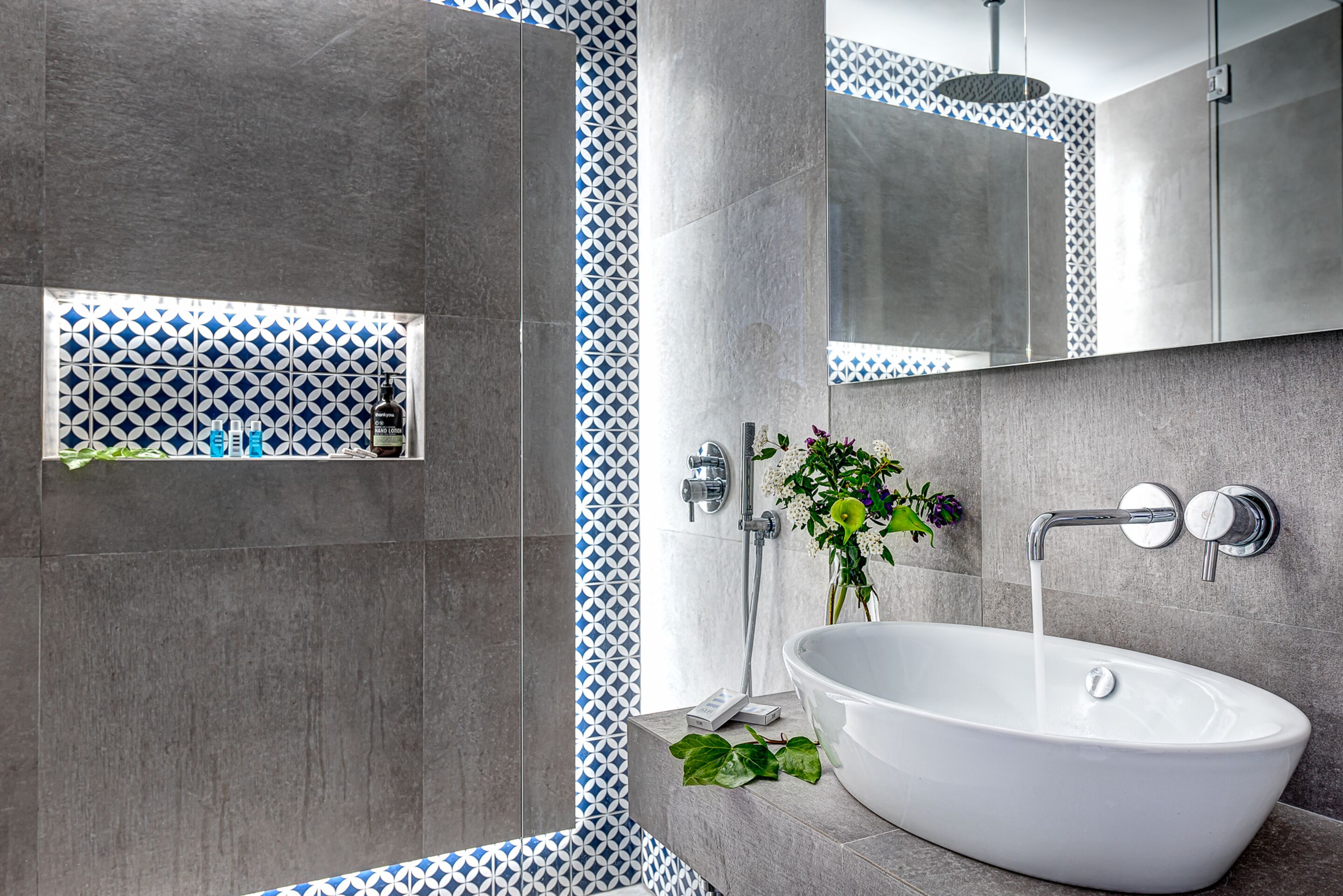 Blue-Wave Experience Resort