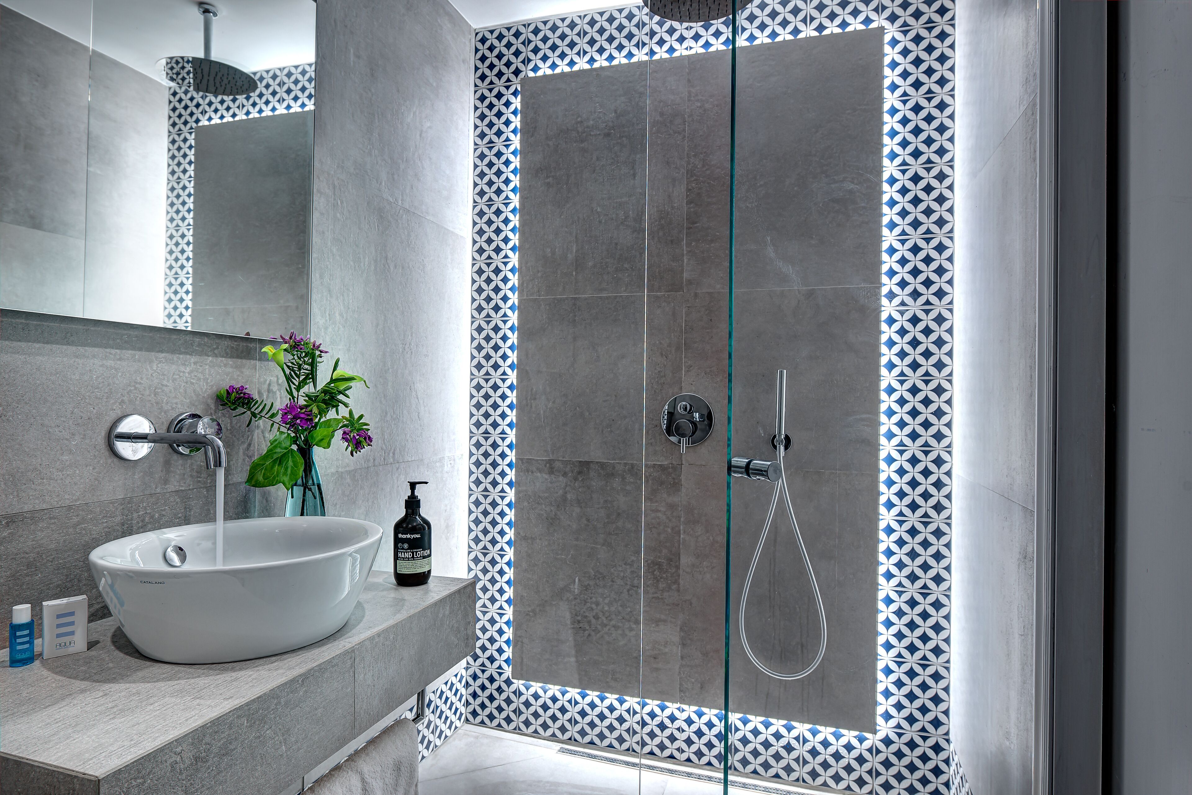 Blue-Wave Experience Resort