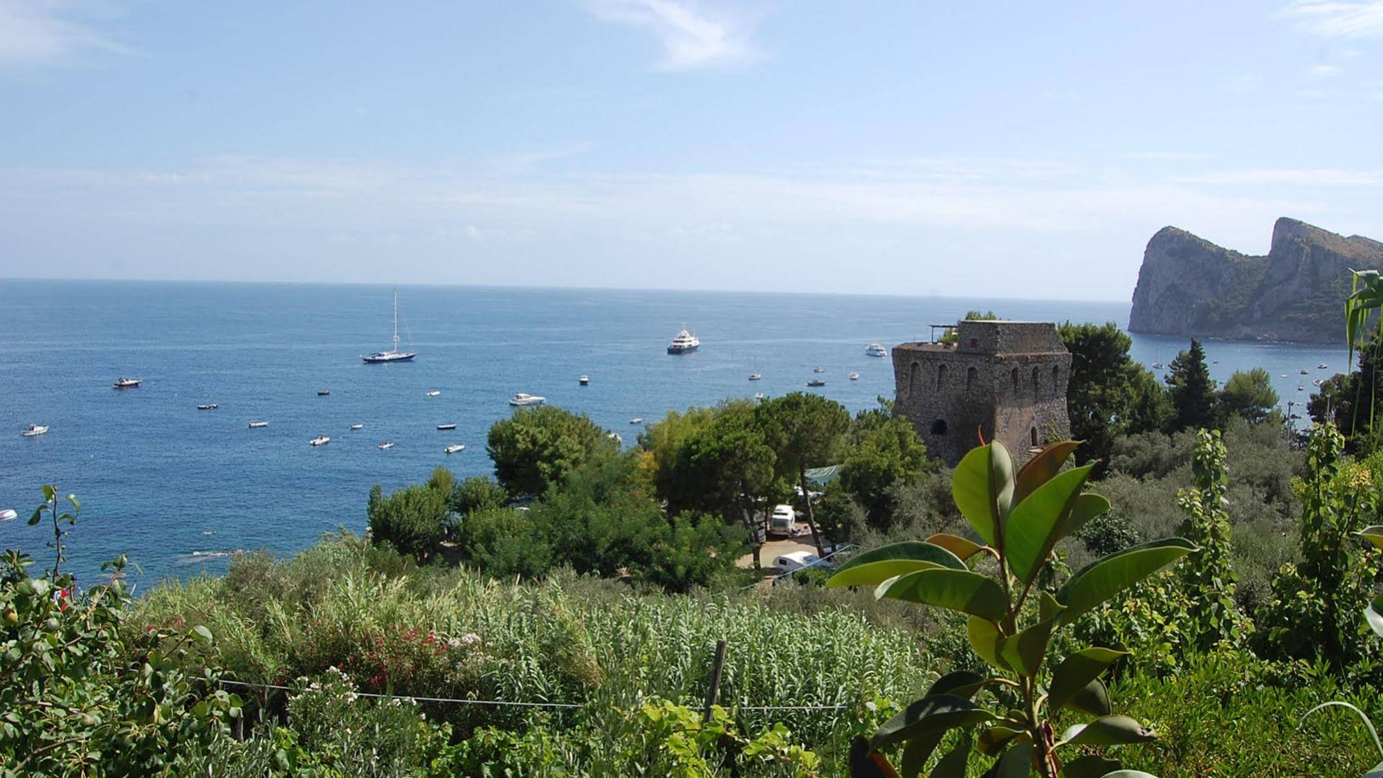 Marina Del Cantone Chalet