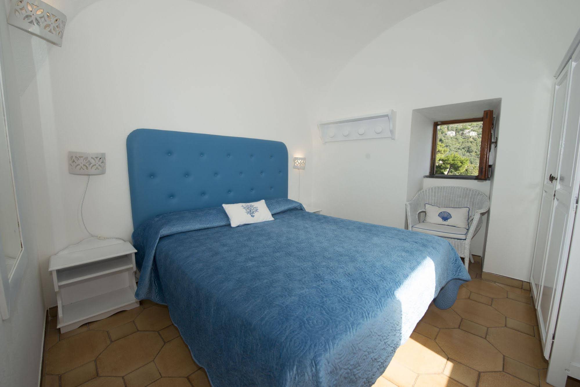 Marina Del Cantone Chalet