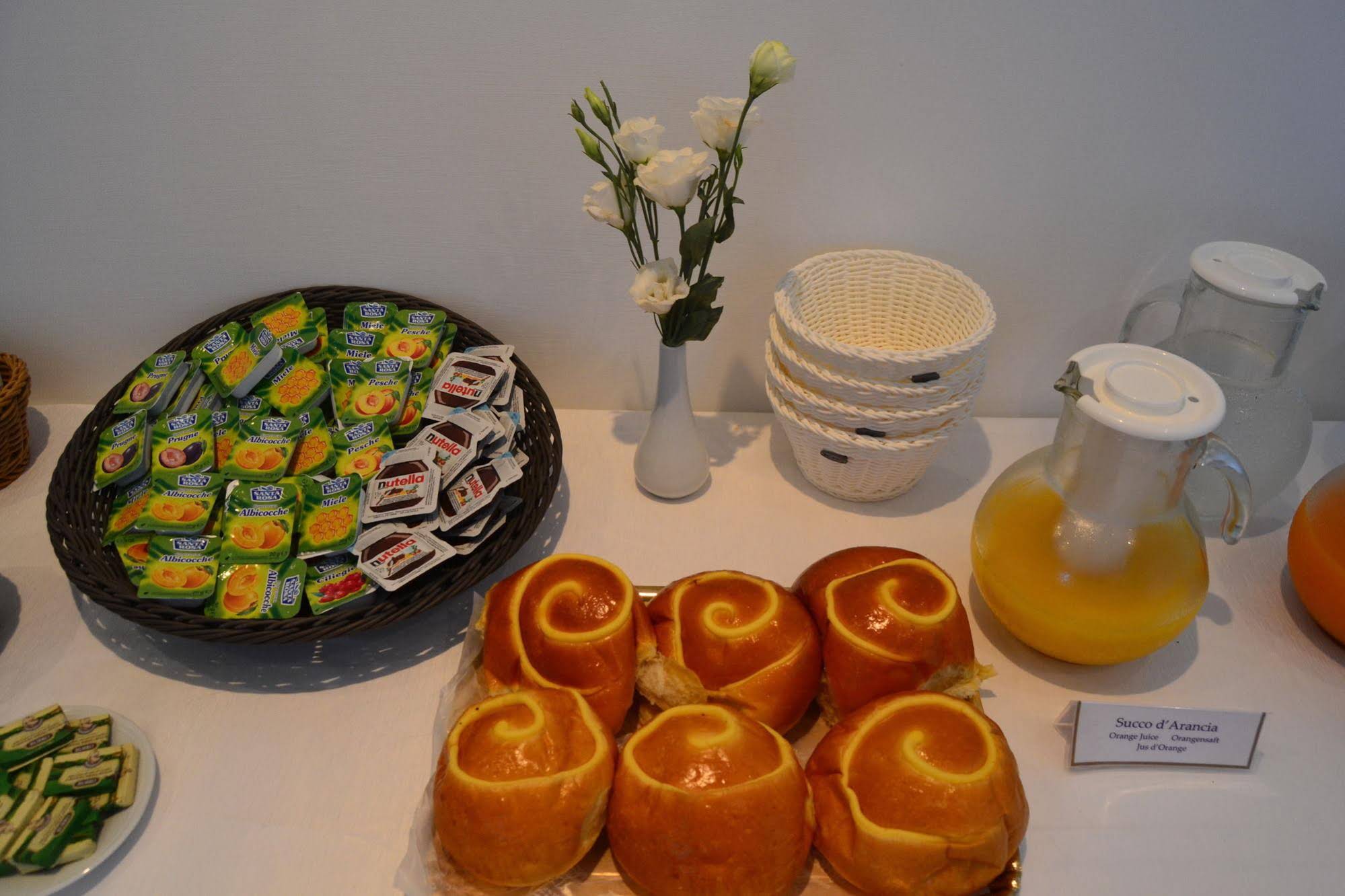 Sea Breeze Residence