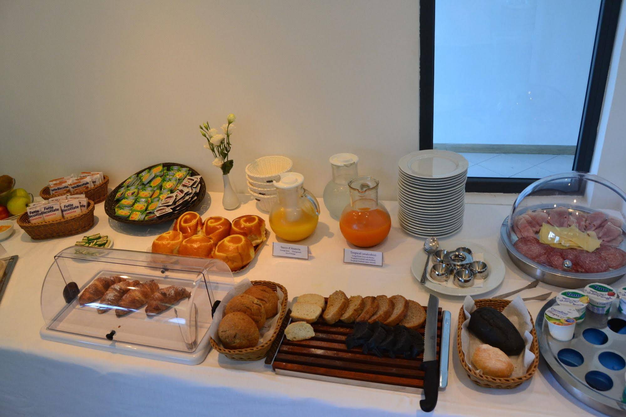 Sea Breeze Residence