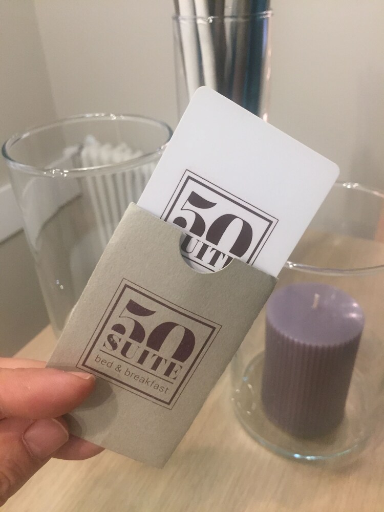 50 Suite B&B