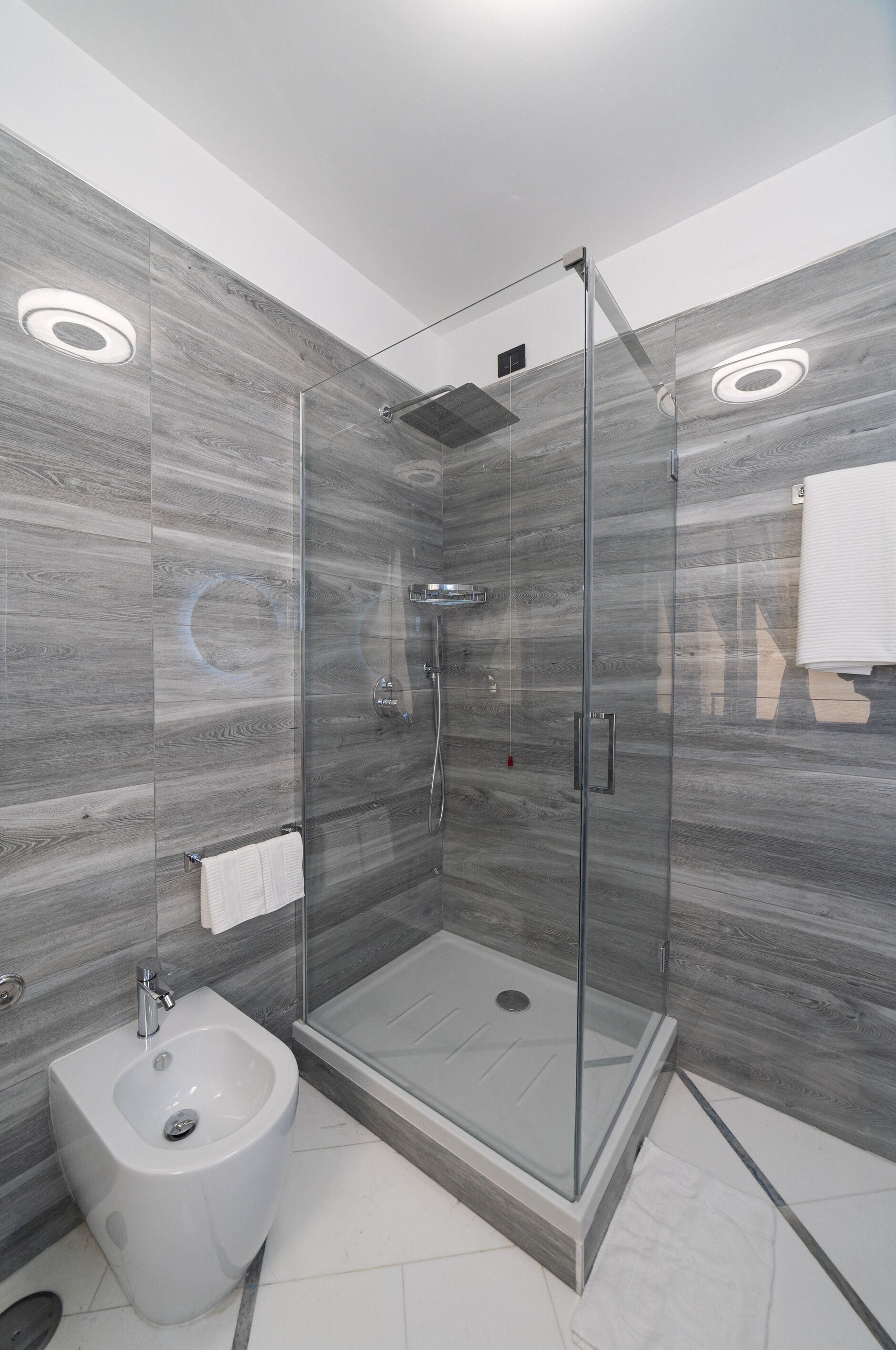 Apartments Hotel Real Suite Napoli Chiaia Mergellina