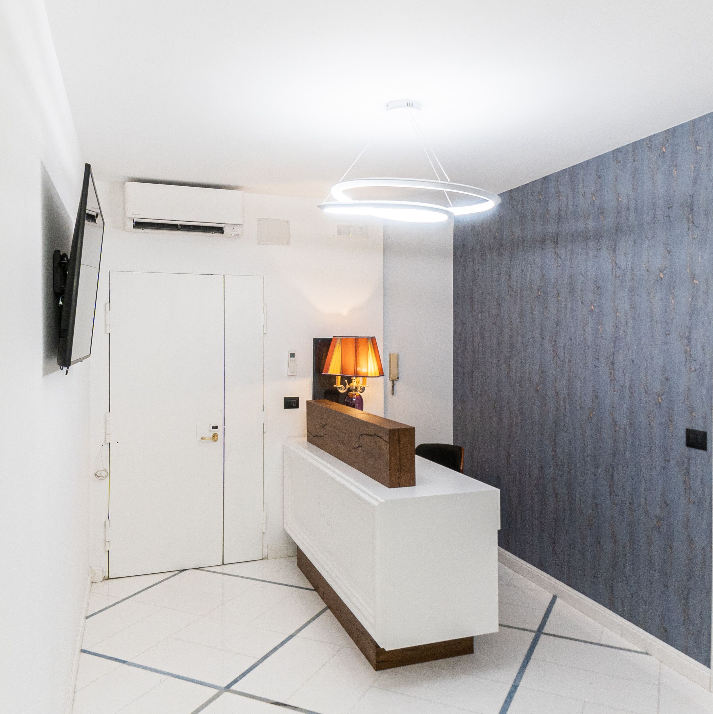 Apartments Hotel Real Suite Napoli Chiaia Mergellina