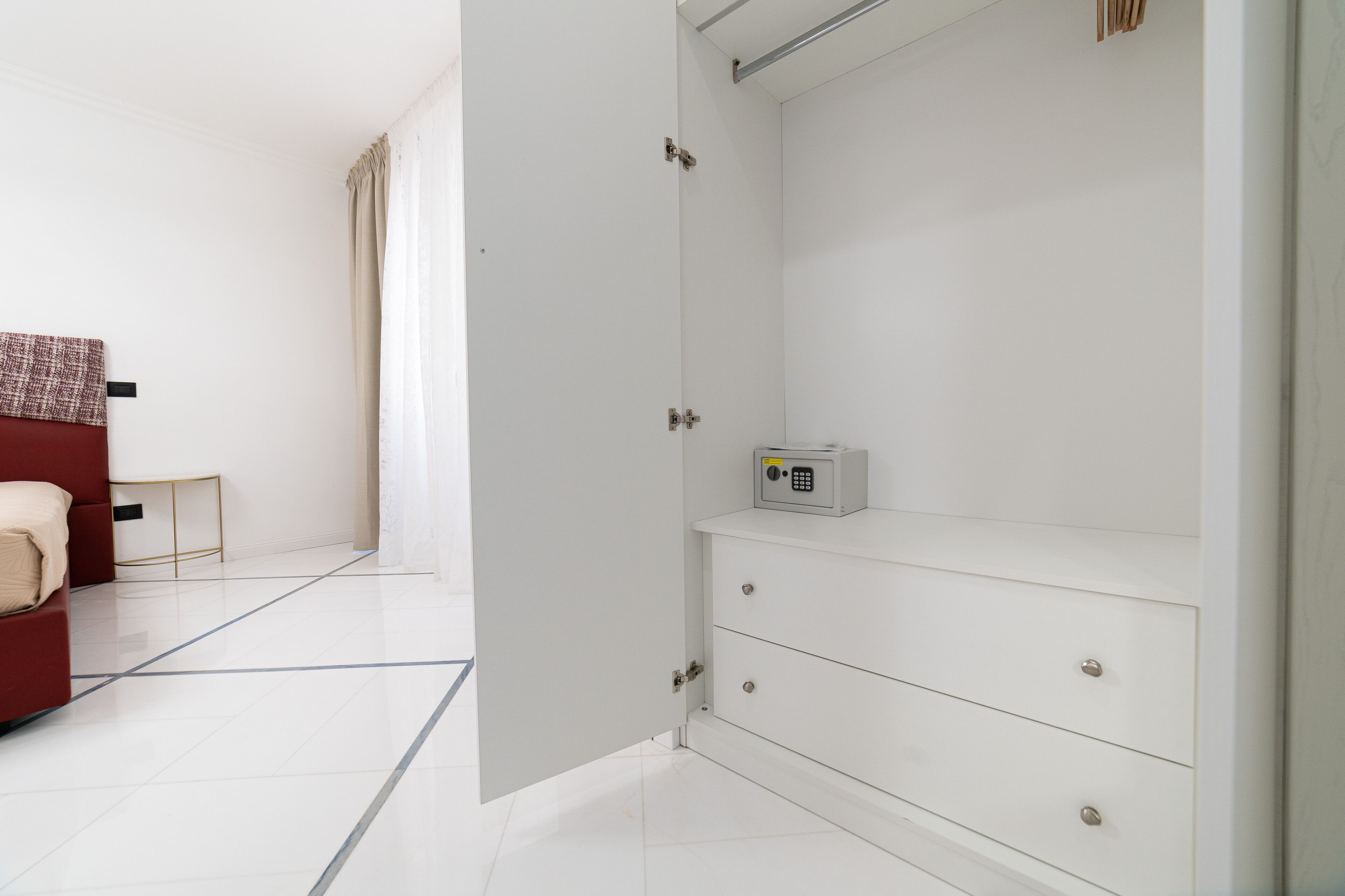 Apartments Hotel Real Suite Napoli Chiaia Mergellina