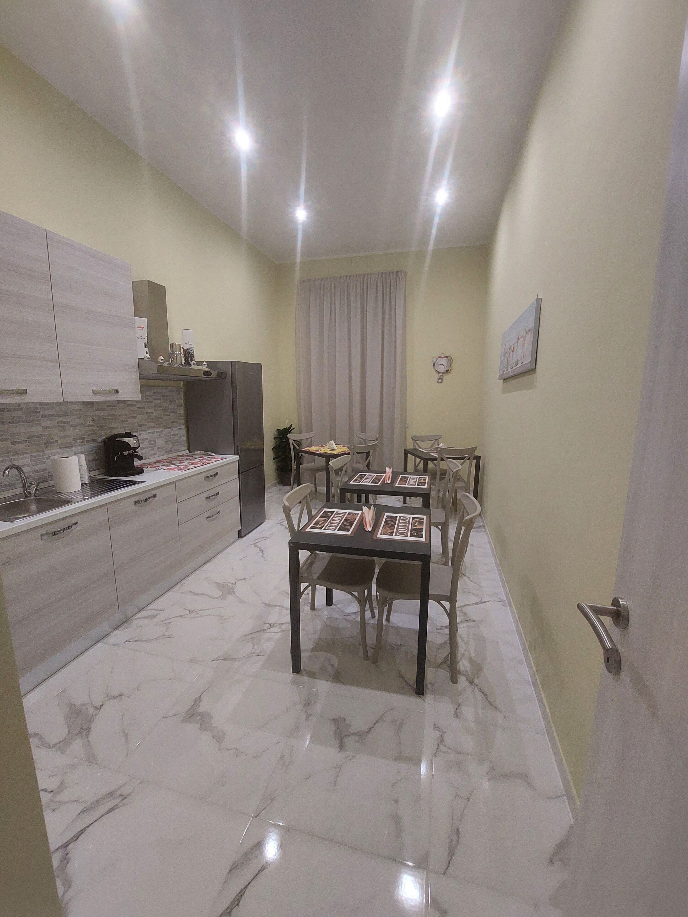 B&B Dint 'O Core E Napule