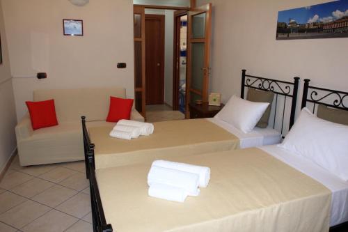 B&B Mitilini Central Station