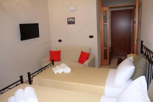 B&B Mitilini Central Station